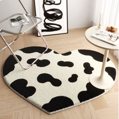 Heart Shaped Rug Design - Lia's Room