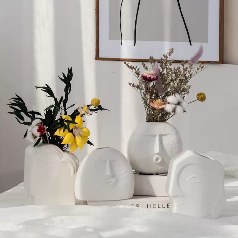 Nordic Bloom: Ceramic Vase with Sculpted Face - Lia's Room