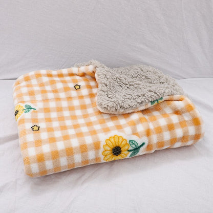 CozyPaws Cotton Pet Blanket - Lia's Room