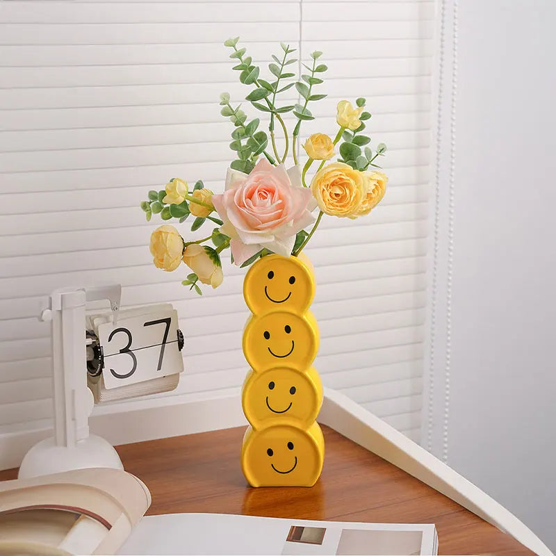 Smiley Face Vase - Lia's Room