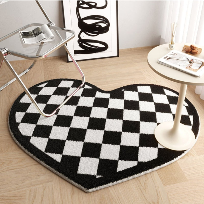 Heart Shaped Rug Design - Lia's Room