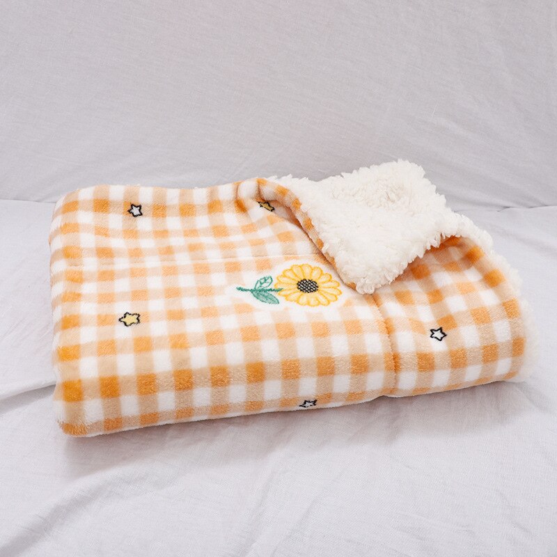 CozyPaws Cotton Pet Blanket - Lia's Room