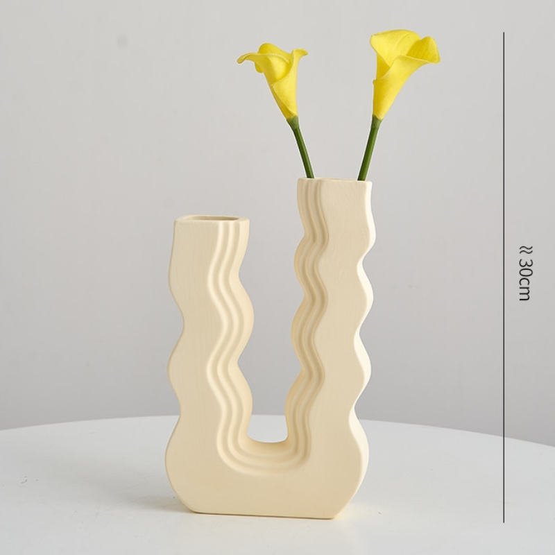 Groovy U-Shaped Vase Decor - Lia's Room