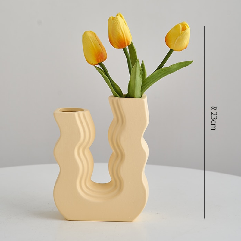 Groovy U-Shaped Vase Decor - Lia's Room