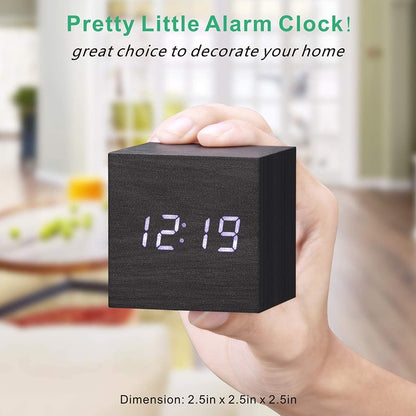 Timeless LED Wooden Alarm Clock - Lia's Room