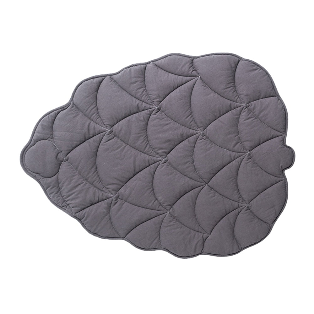 Sleep in Nature's Embrace: Leaf-Shaped Soft Bed Mat - Lia's Room