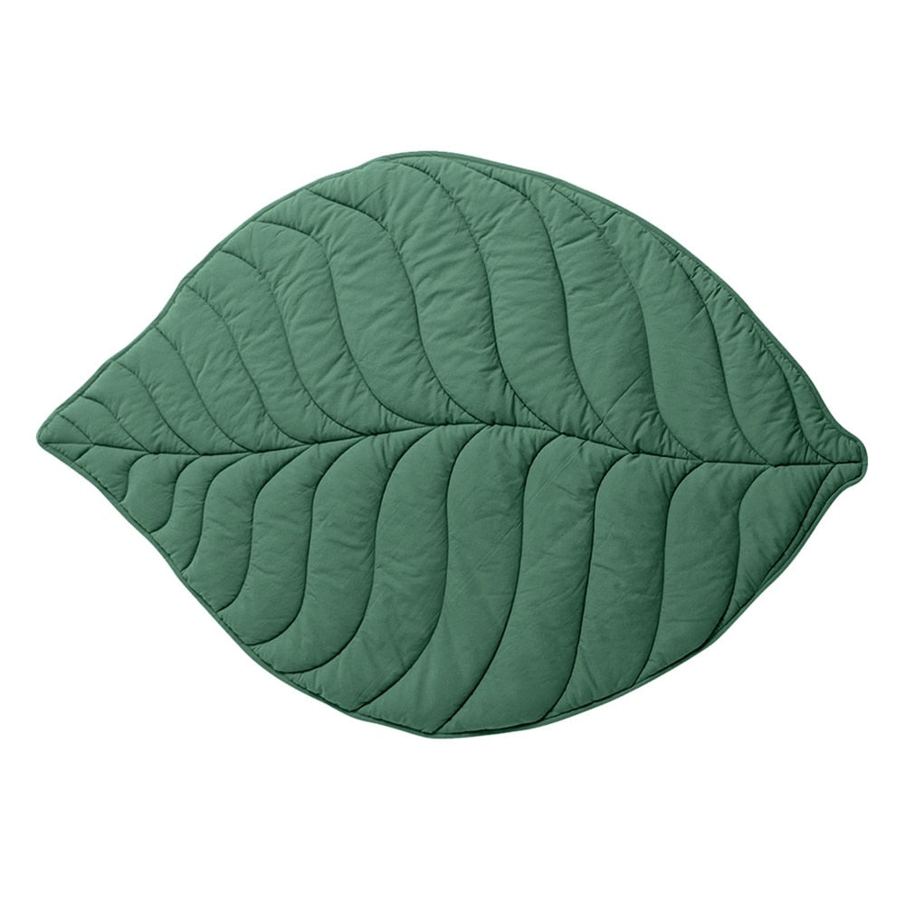 Sleep in Nature's Embrace: Leaf-Shaped Soft Bed Mat - Lia's Room