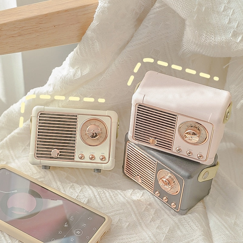 Retro Mini Bluetooth Speaker Radio - Lia's Room