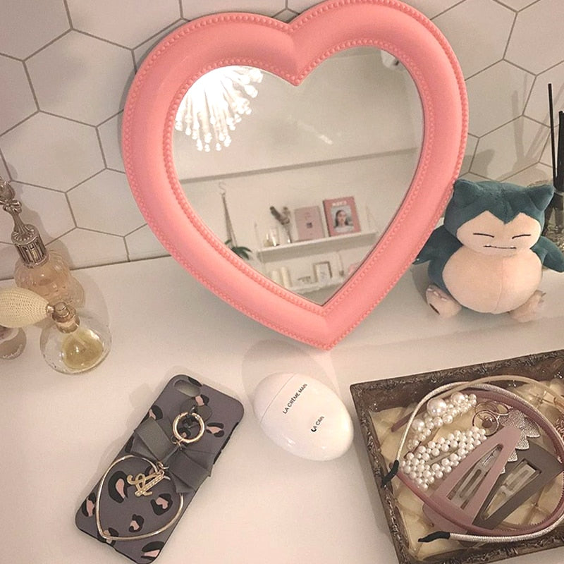 Heart Mirror - Lia's Room